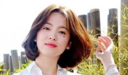 宋慧乔爆料博主视频,揭秘与博主视频背后的真实瞬间